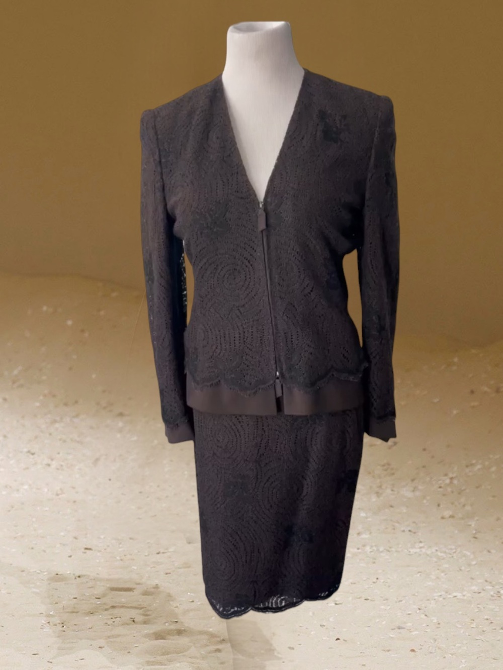 AKRIS LACE SUIT JACKET SKIRT SIZE 6 SWITZERLAND - Picture 8 of 17